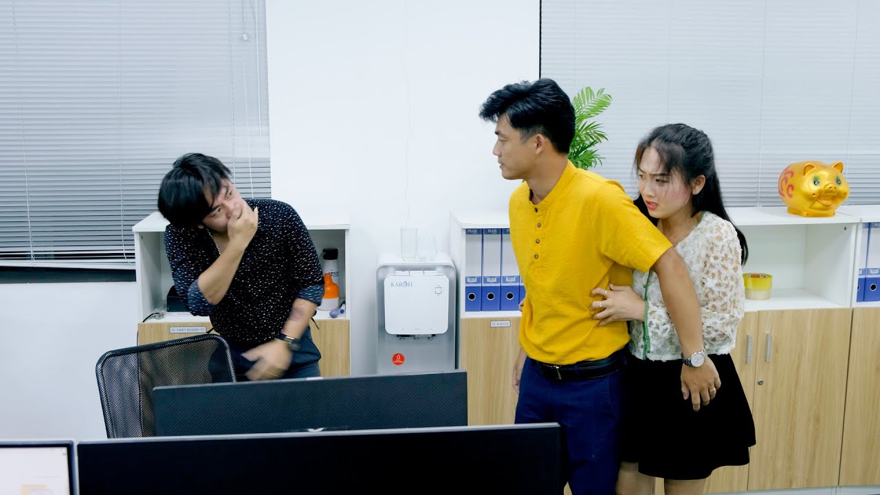 Chủ Tịch Bênh Cô Lao Công Bị Thư Ký Đối Xử Bất Công Rồi Hoá Ra Là Chị Em Của Mẹ Và Cái Kết - Tập 853