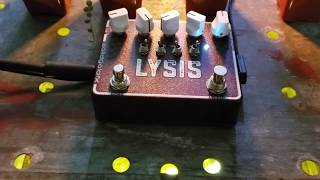 SolidGoldFX - Lysis - Polyphonic Octave Down Fuzz Modulator - Bass Demo