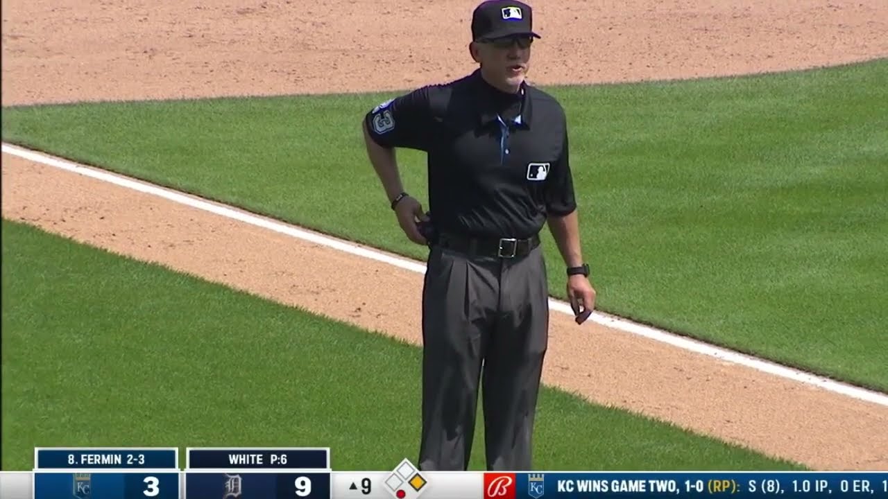 Samad Taylor's hit by pitch is overturned after replay