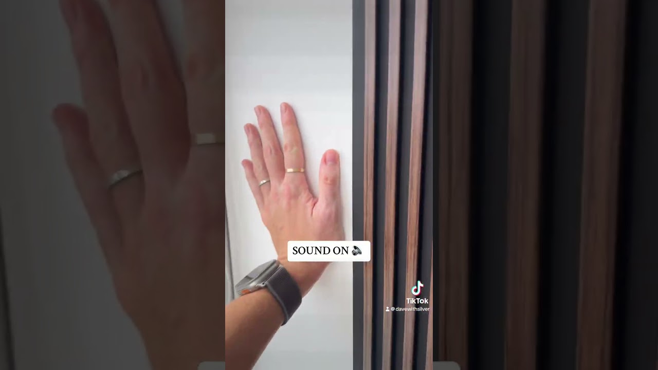 New York City Apartment Vibrates In Strong Winds