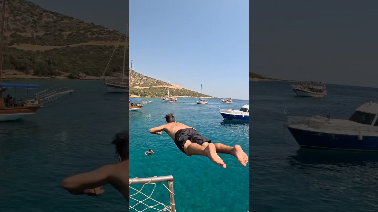 Swimming in the Aegean Sea in Turkey 🇹🇷