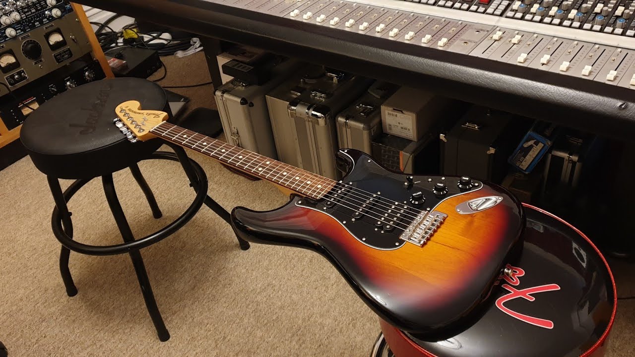2015 Fender USA American Special Strat HSS Up Close Video Review