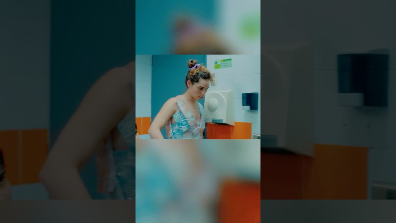 The woman strapped sixty million in cash to her body to evade security checks.