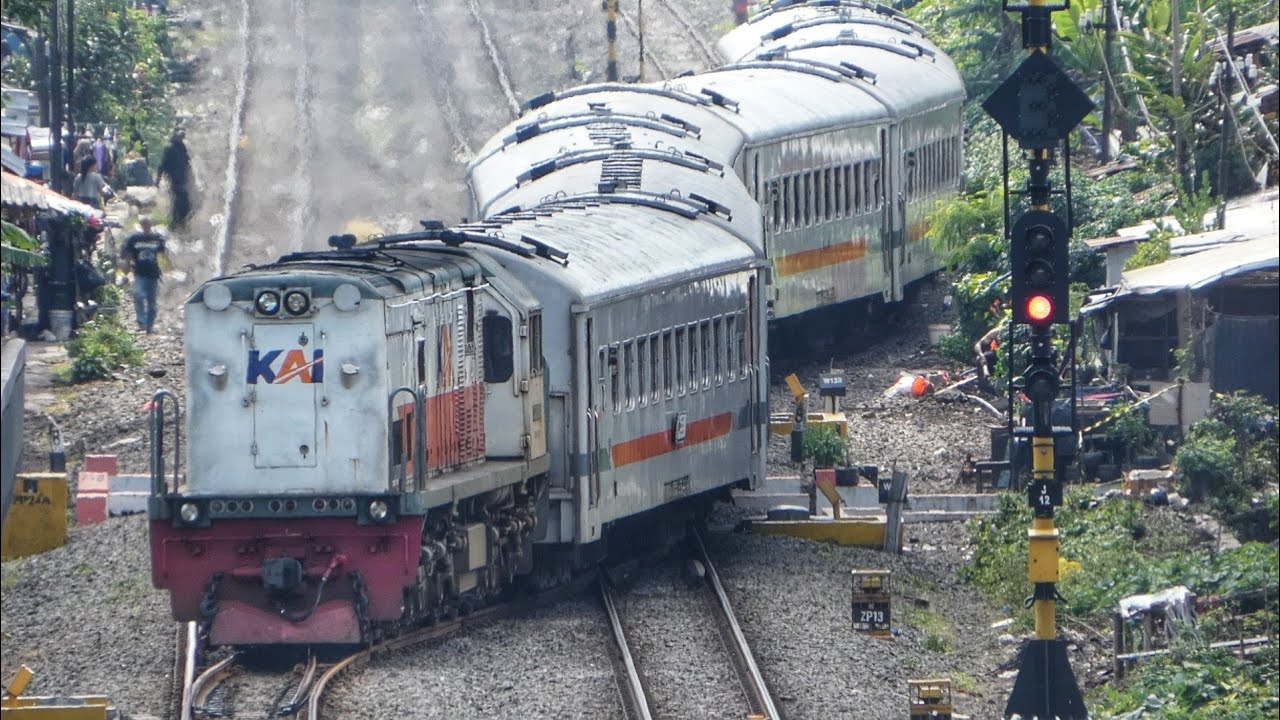 NEKUK PARAH KERETA BELOK DARI CIROYOM KE ANDIR !