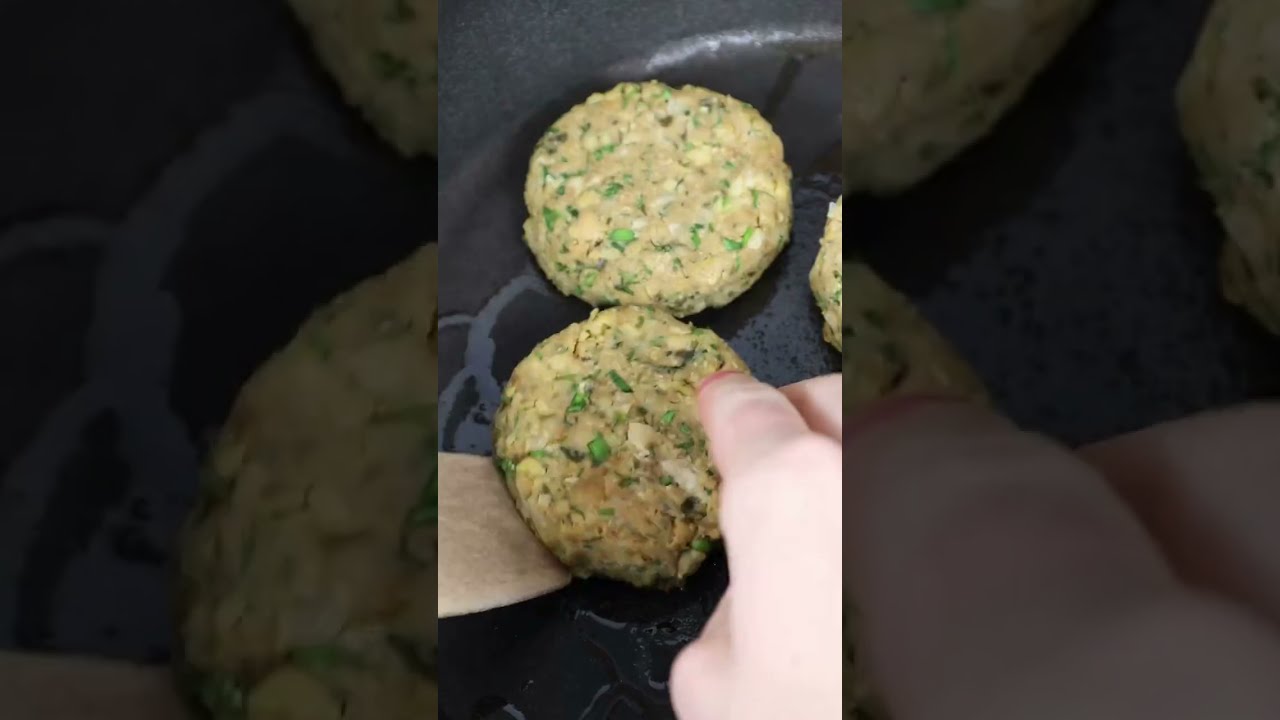 Fisch Frikadellen in Zitronen-Sahnesauce - mit vielen Kräutern - YouTube