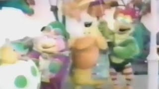 The Skatebirds - Rain 1977