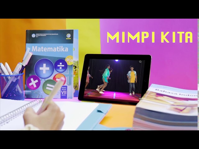 Intan Laksmi - Meraih Mimpi ( Official Lyric Video ) class=