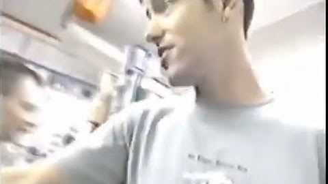 Thom Yorke and Ed O’Brien talk about guitar gear