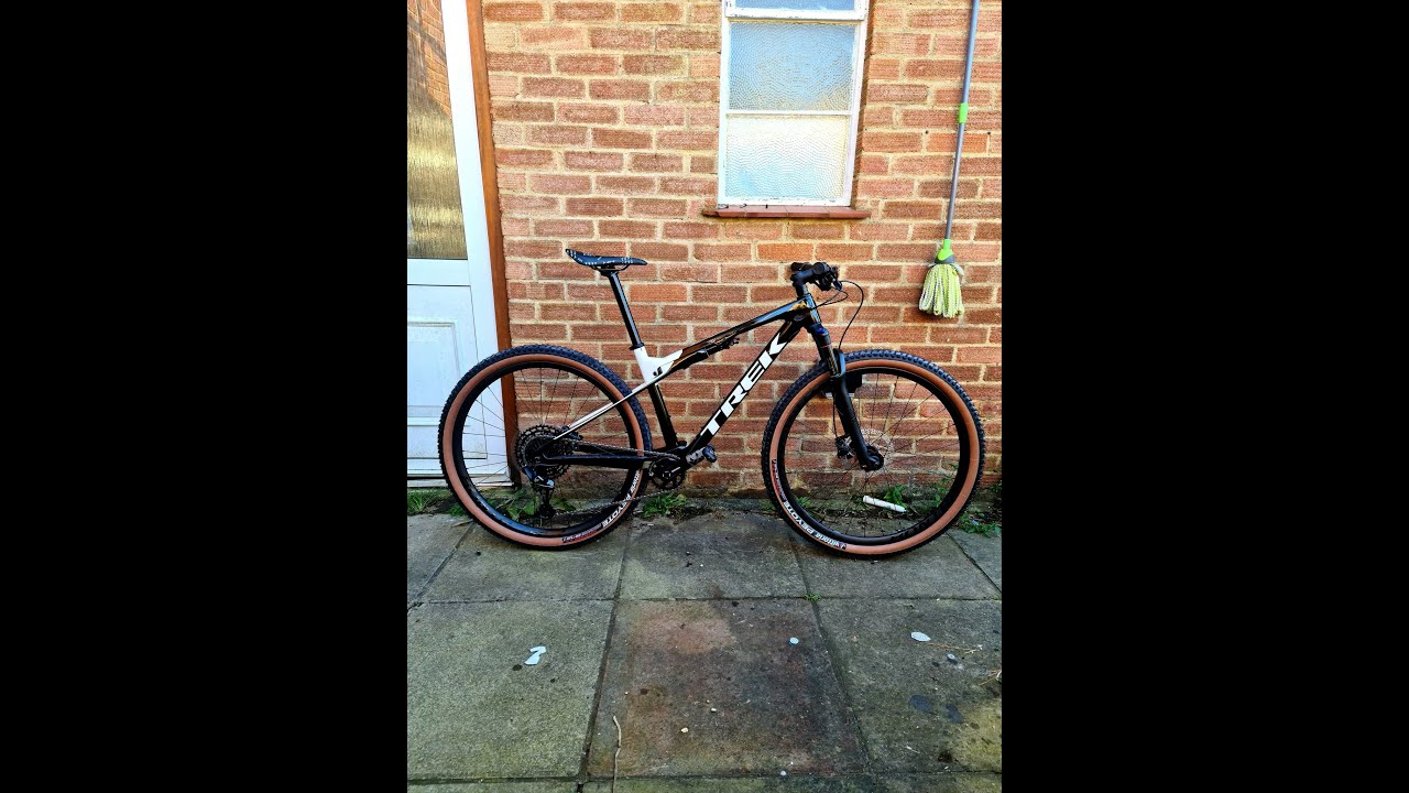 2021 - Trek SuperCaliber 9.7 - New Bike Day - Unboxing - YouTube