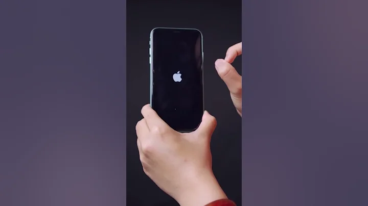 Khi iPhone bị treo táo - Nên làm gì ??? #shorts