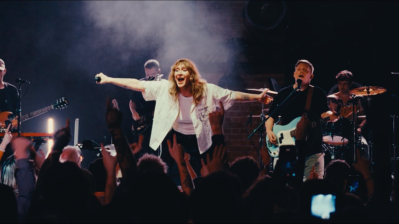 Fickle Friends - Happier (Live at Village Underground)