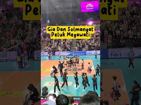 Gia Dan Solmangat Histeris Peluk Megawati Setelah Pastikan Kemenangan Red Parks Atas Pink Spiders.