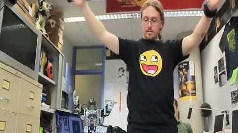 Bioloid arms operated with Kinect long video