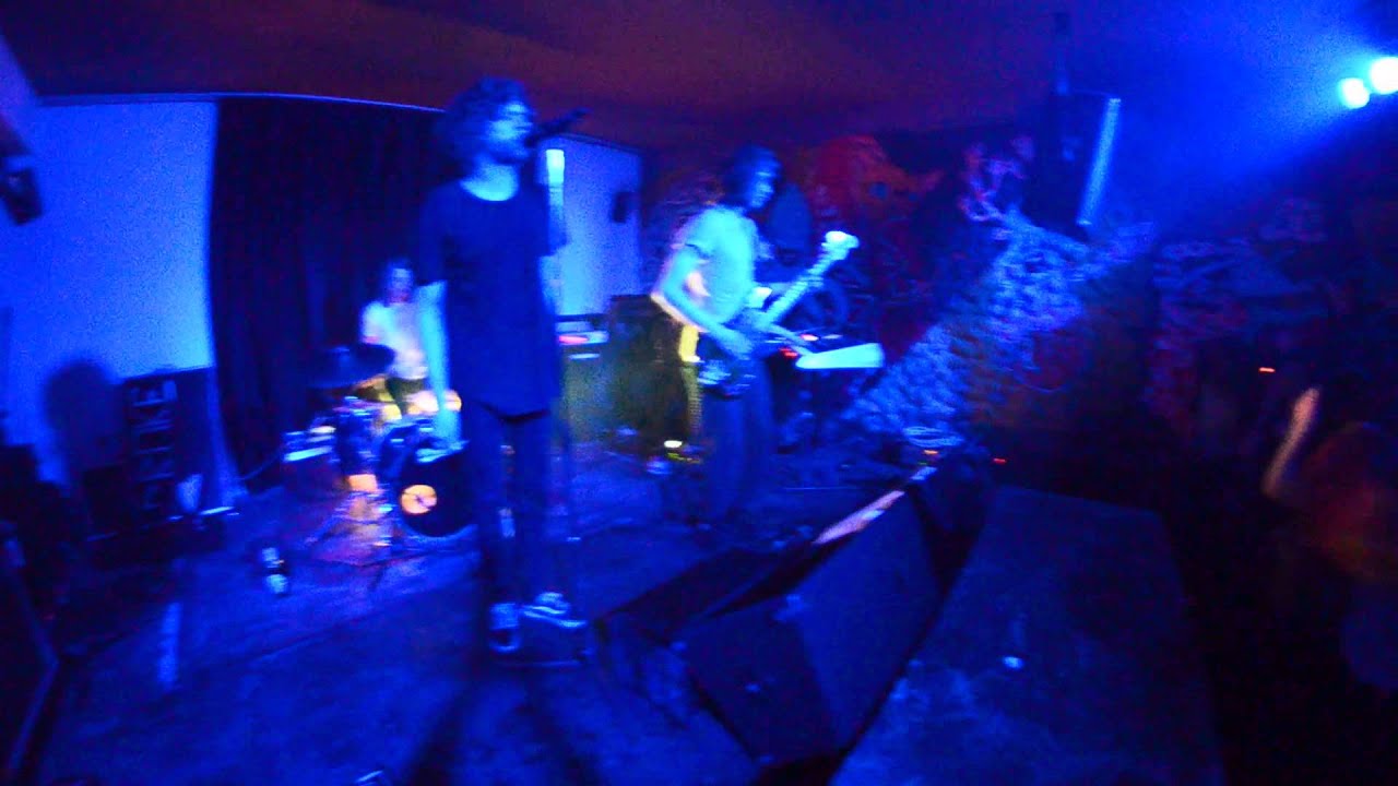 Reptile Youth - Shooting Up Sunshine live @ Gambrinus Pub