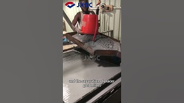 The scene of gold selection on the shaking table shared by Zimbabwean customers