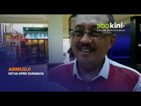 dprd surabaya dapil 2 Ketua DPRD Surabaya Enggan Komentari Pemeriksaan Anak Risma dalam kasus Amblesnya Jl. Gubeng