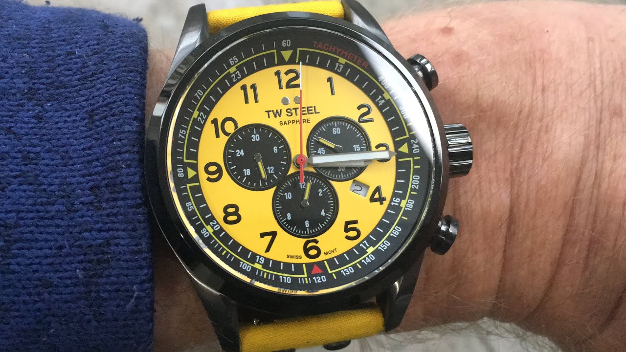 Uniek TW Steel SVS302Y Swiss Volante WTCR horloge gele band - YouTube