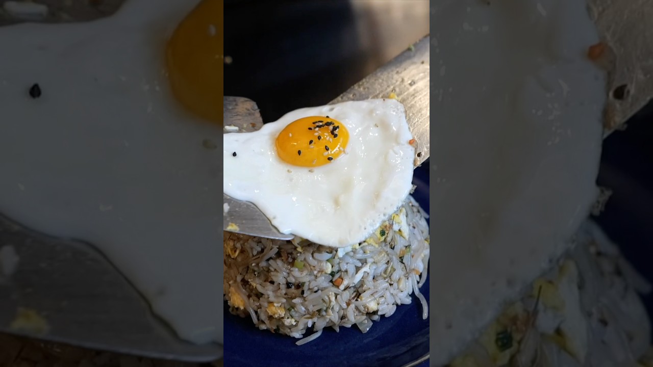 철판에 볶은 계란 볶음밥