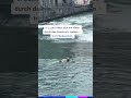 Ref:wiDW3_S5K-Q Schwimmer treibt durch wehr   #20min #20minuten #news #schweiz #wehr #gefahr