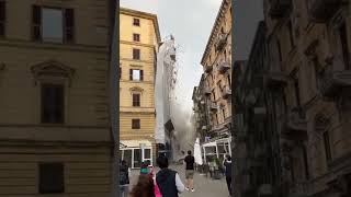 Immagini live La Spezia danni dal Vento forte nel centro citta