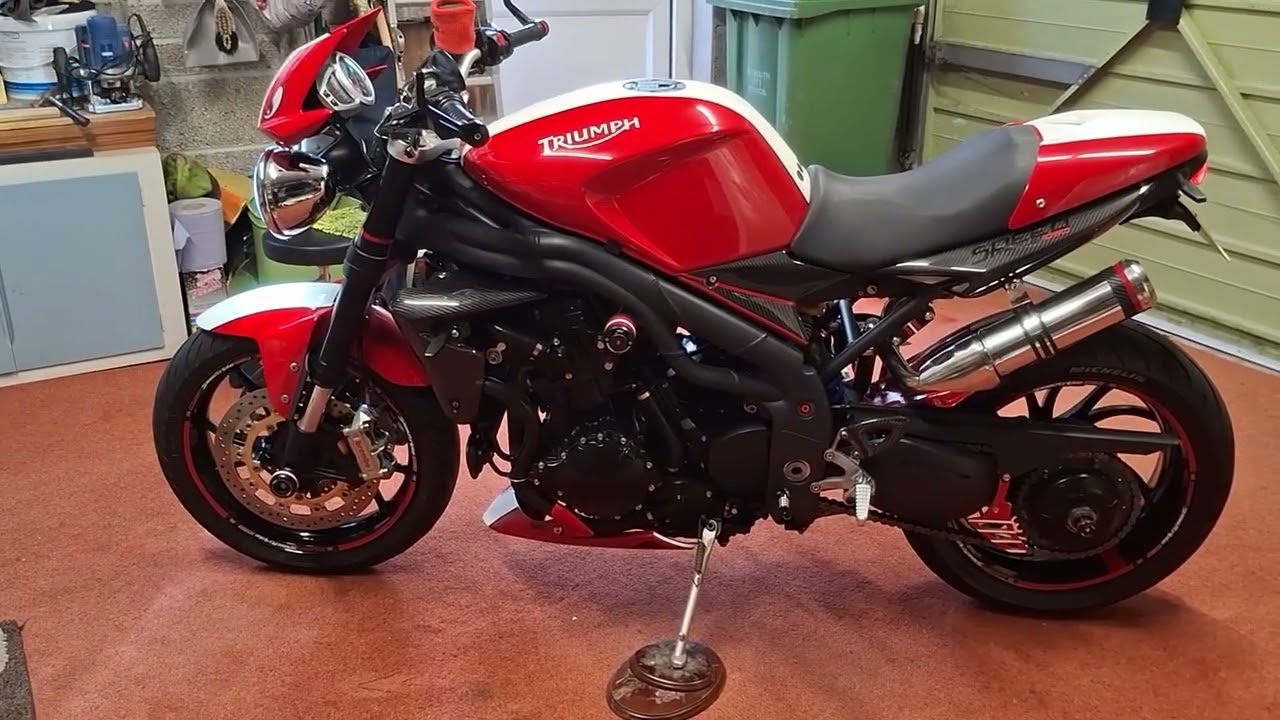 MY TRIUMPH SPEED TRIPLE 1050 SE