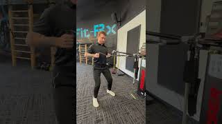 Celebrity Keiser Standing Double Arm Row Profile