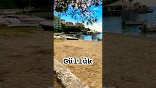 Sonsuzluk Mavisi Boş Bir Sahilde Üllük