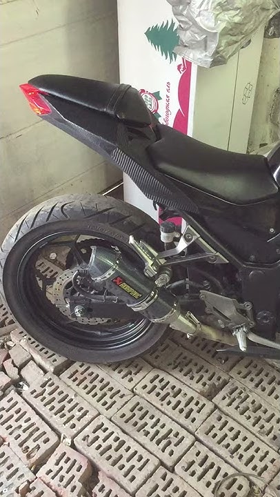 Глушитель прямоток китайский реплика для мотоцикла AKRAPOVIC (Акрапович ...
