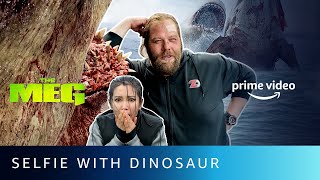 Selfie With Dinosaur The Meg Jason Statham, Bingbing Li, Rainn Wilson Amazon Prime Video