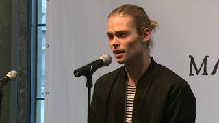 Matterhorn musical von michael kunze und albert hammond infos unter
http://www.theatersg.ch/de/programm/matterhorn/590