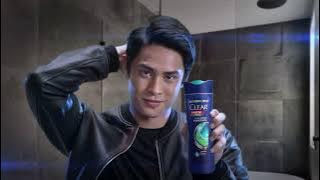 Unstoppable Anti-Dandruff Protection and 24Hr Freshness with Clear.