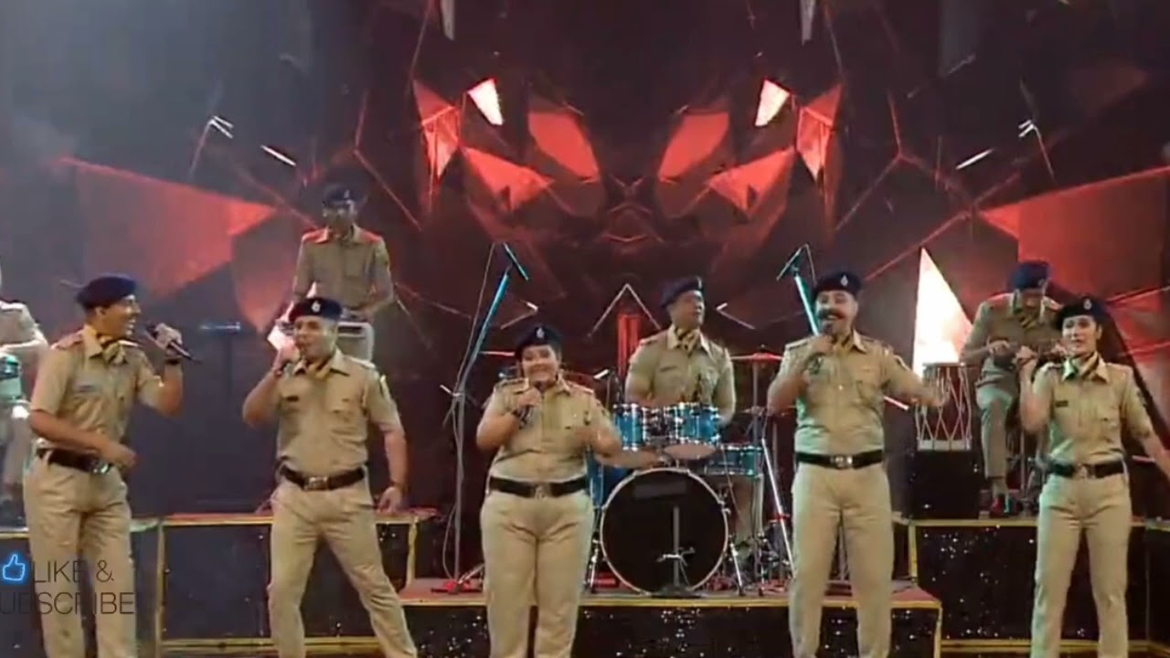 himachal police band Harmony of the pines hunarbaaz Himachal police   performance maharashtra police