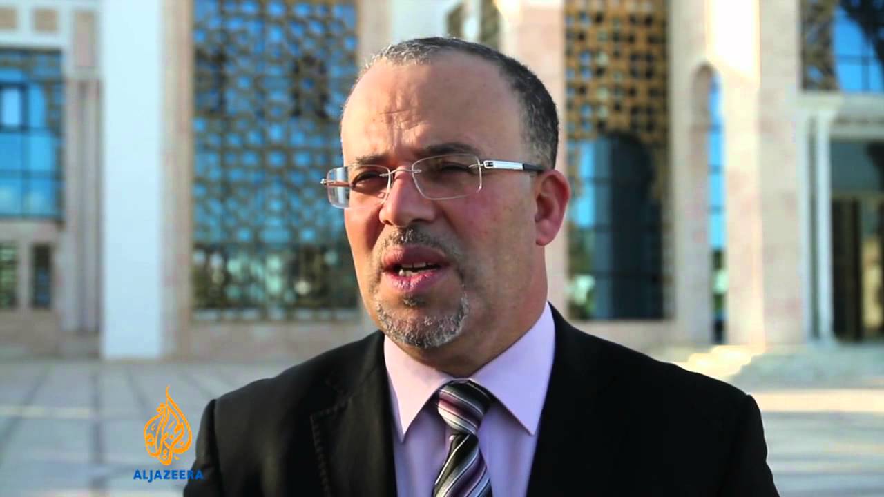 التونسيون يستذكرون مرور ثلاث سنوات
