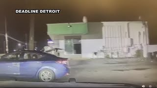 Detroit cops flee from driveby shooting happening in front of them