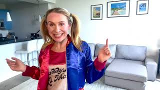 Harley Quinn Cosplay Costume Try-On Deluxe Suicide Squad Costume For Women Rubies