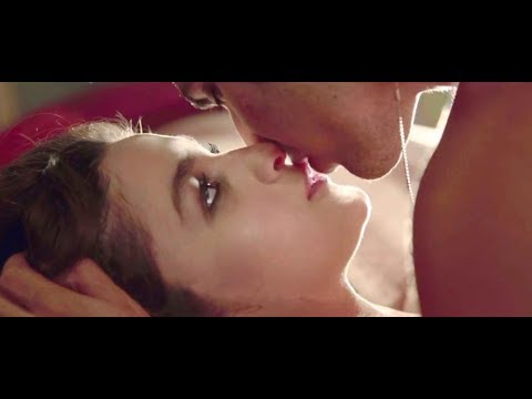 Alia Bhatt All Hot Kissing Scenes in Humpty Sharma & Badrinath Ki Dulhania !!! (Ultra HD) !!!