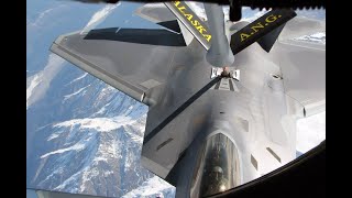 F-22 Raptor AERIAL REFUELING with Radio Audio 🇺🇸