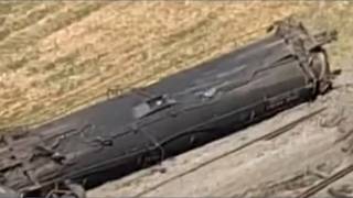Officials investigate North Texas train derailment