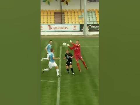 Воротарська червона картка - Олександр Бандура зіграв рукою за межами ...