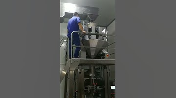 China automatic food snacks sugar candy powder seeds nuts powder vertical packing machine