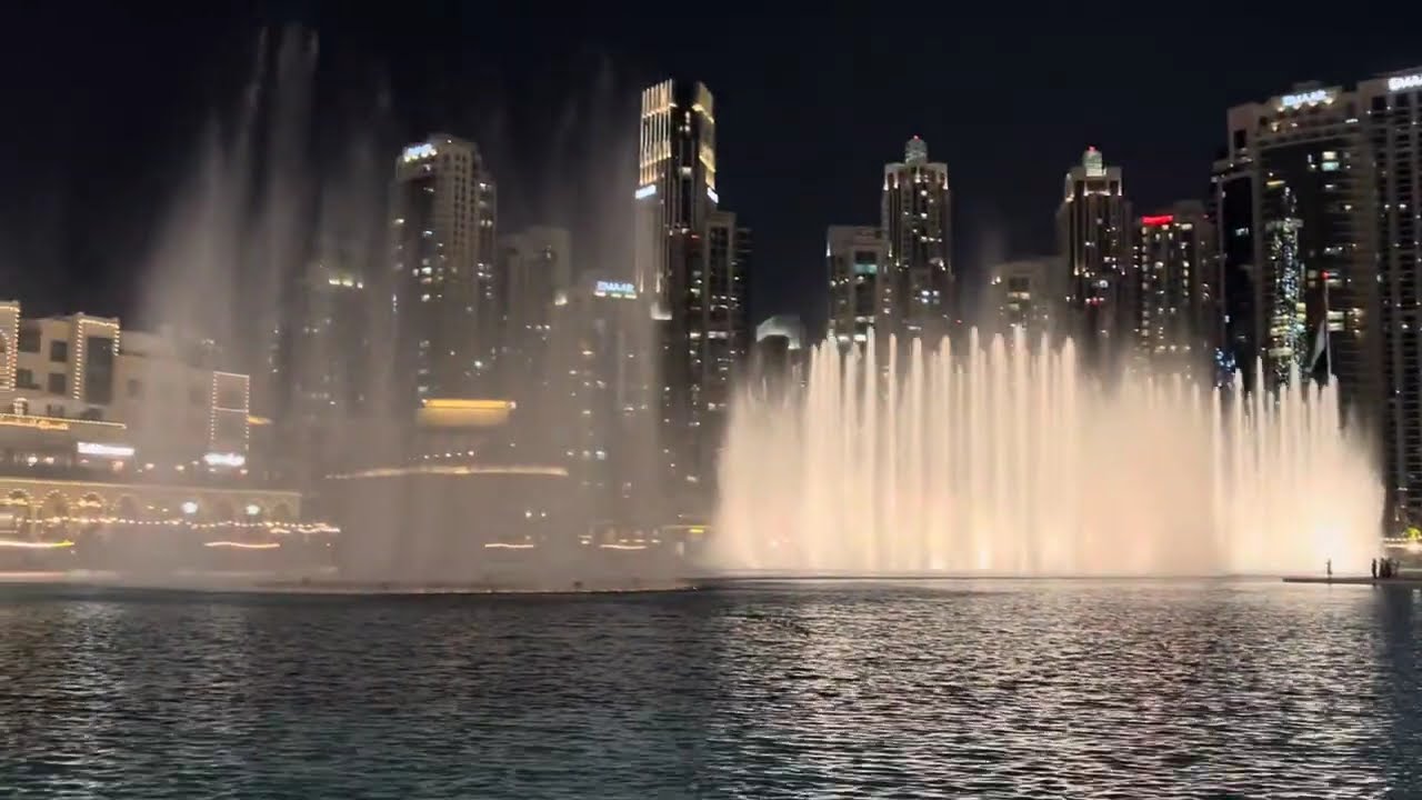 Dubai Fountain show Burj Khalifa