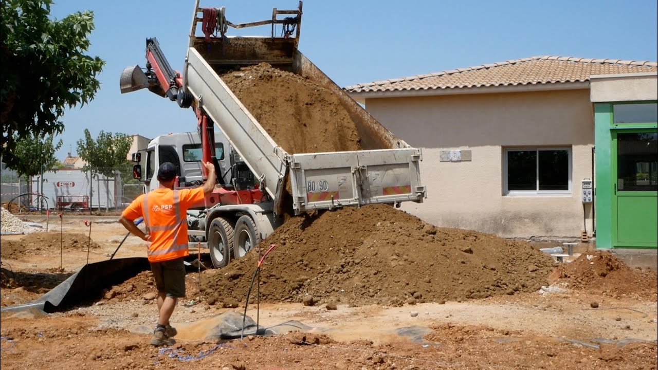 Hérault : Comment Mauguio Carnon améliore la vie des élèves à l'école Jean Monnet contre la chaleur