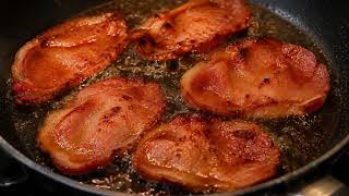Back Bacon Frying Ambience | Sizzling Pan Sounds & Cosy British Kitchen Vibes | Hush and Listen