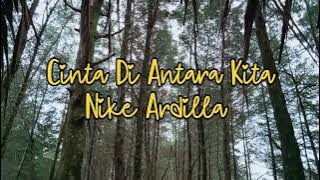 Cinta Di Antara Kita - Nike Ardilla cover by Tito Munandar (lirik)