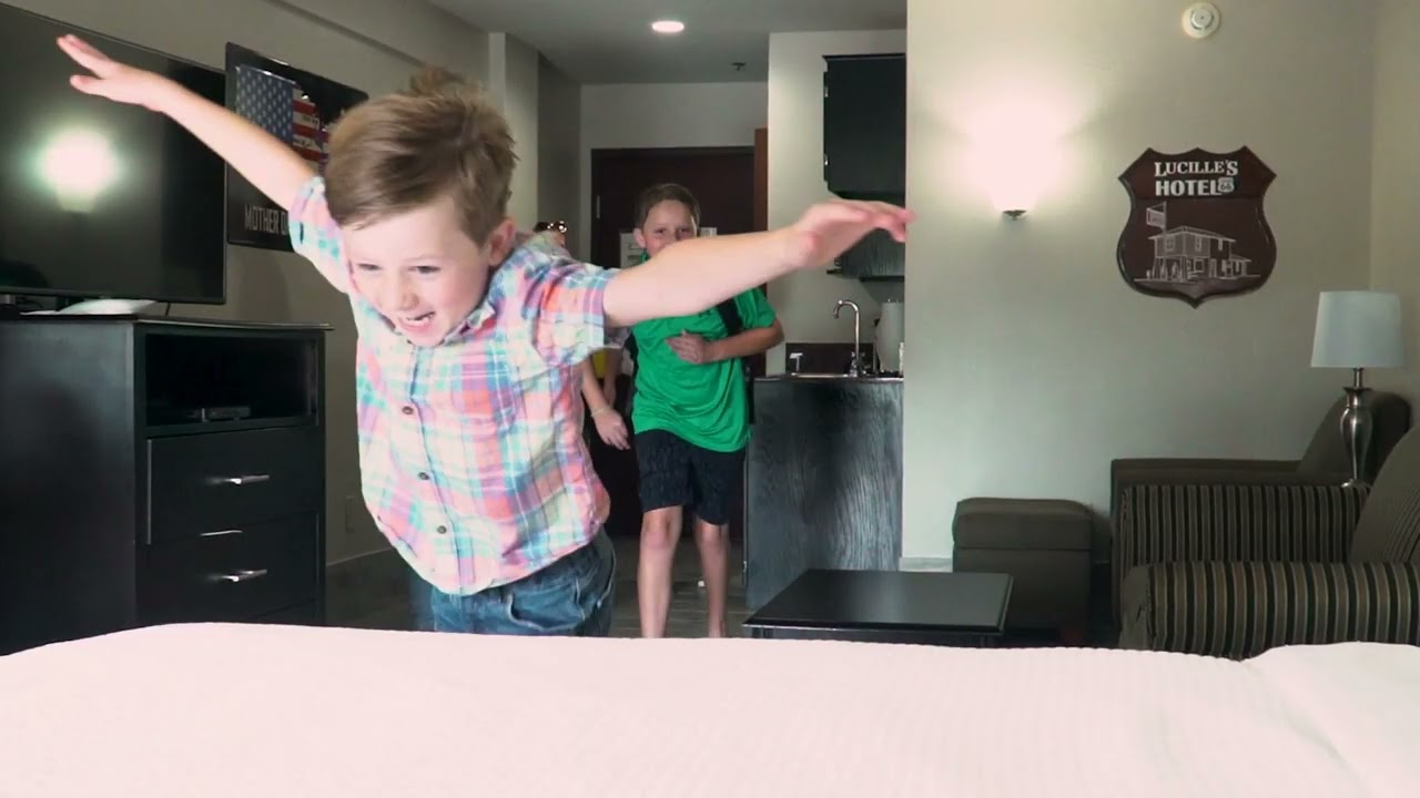 Lucille's Restaurant, Hotel and Bar