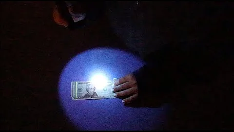 DARKBEAM UV Flashlight Review | 365nm Wood's lamp V4 USB Rechargeable Blacklight LED Ultraviolet