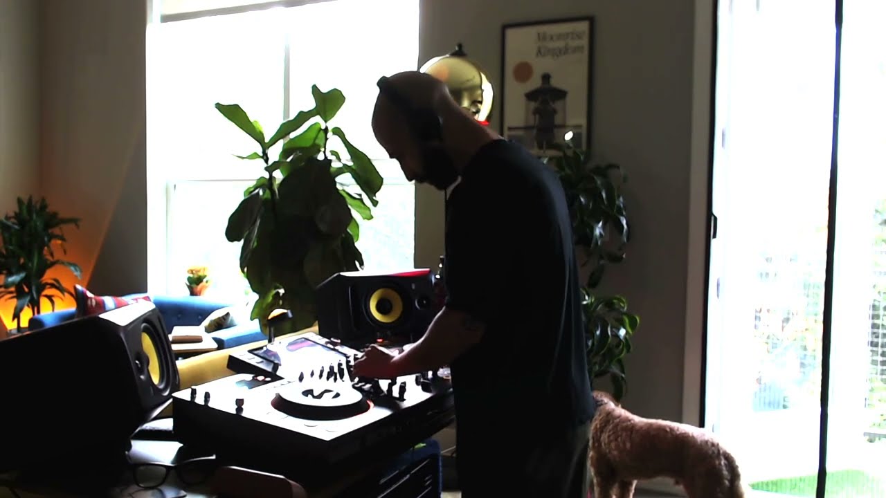 SGS 005: Minimal & Deep Tech | 1 Hour Living Room DJ Mix