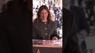 Jennifer Garner Breaks Her Gles At Mark Ruffalos Walk Of Fame Ceremony