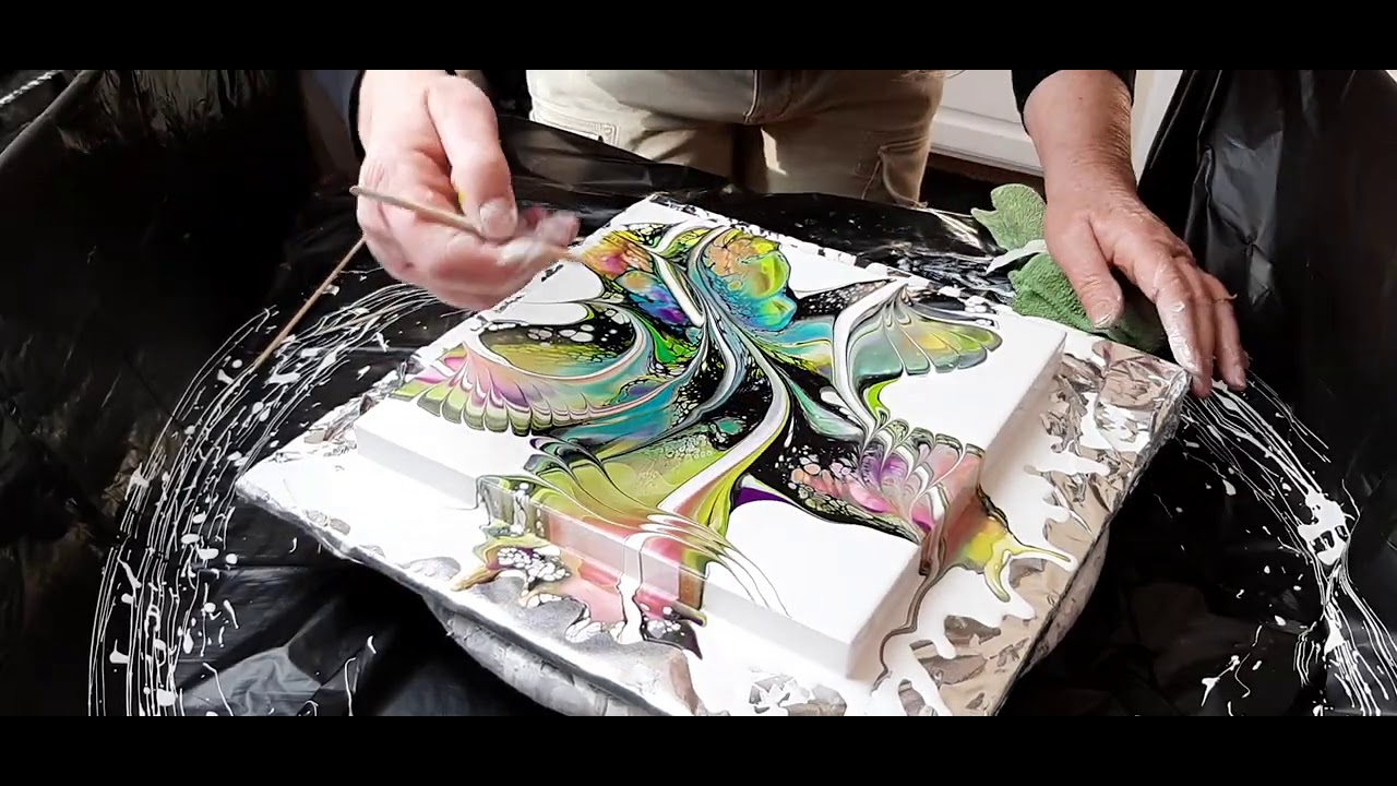 Beautiful,  bright modified bloom.