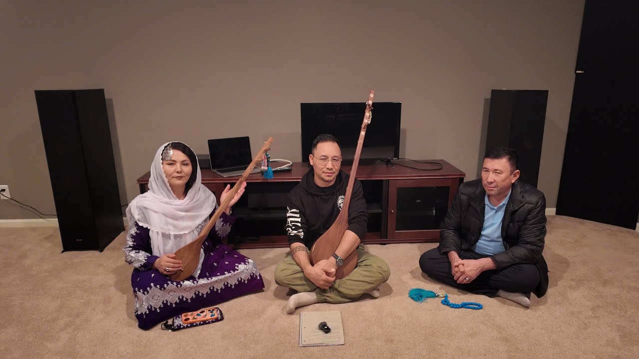 ولنتاین به همه شما دوستا مبارک و یک آهنگ جدید از مصطفی عارفی 💗💗.